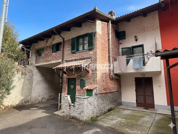 Casa quadrilocale in vendita in Via Coppo, Centro, Caprie