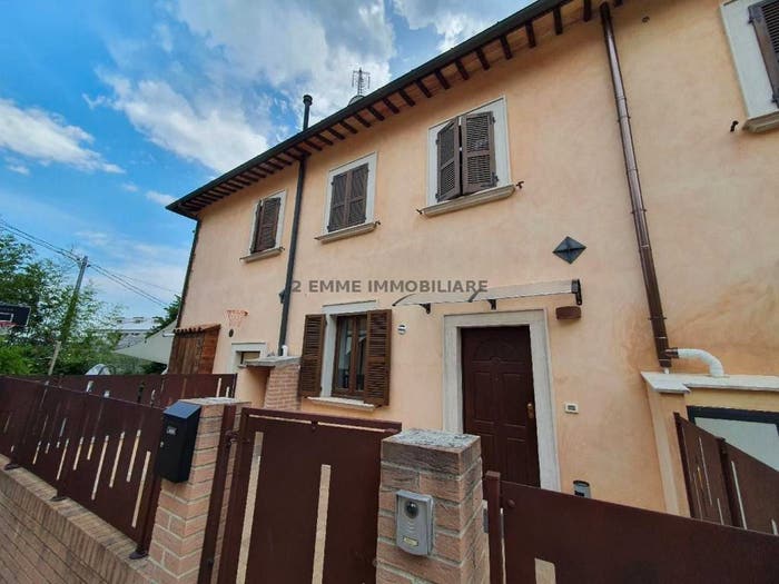 Casa quadrilocale in vendita in VIA RUGGERO LEONCAVALLO, Ascoli Piceno