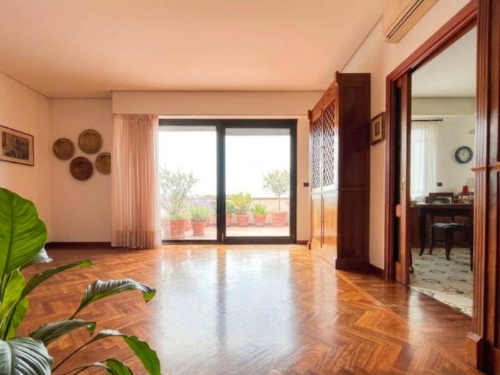 Casa con 6 locali in vendita in Via Bastioni Carlo V, Centro Storico, Brindisi