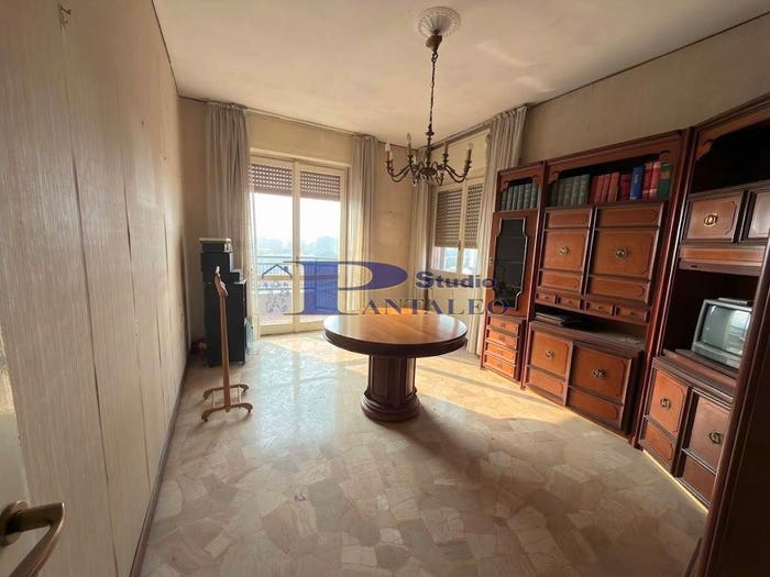 Appartamento trilocale in vendita in Via Ginibissa, Abbiategrasso