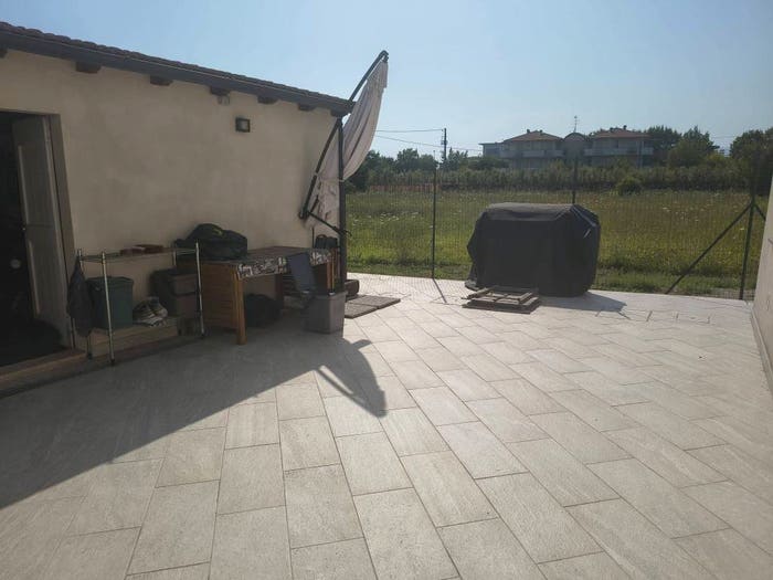 Casa quadrilocale in vendita in Via Provinciale Pratese, Centro, Agliana