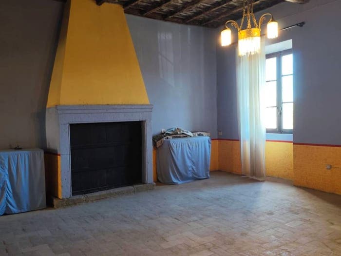 Casa con 6 locali in vendita in Piazzale La Marmora, Monterosi