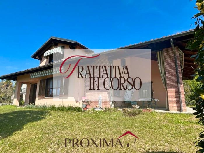 Casa con 5 locali in vendita in Via Borgo Valentino, Centro, Arignano