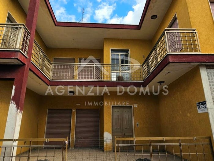 Casa con 6 locali in vendita in Via Principe di Napoli, Centro, Racale