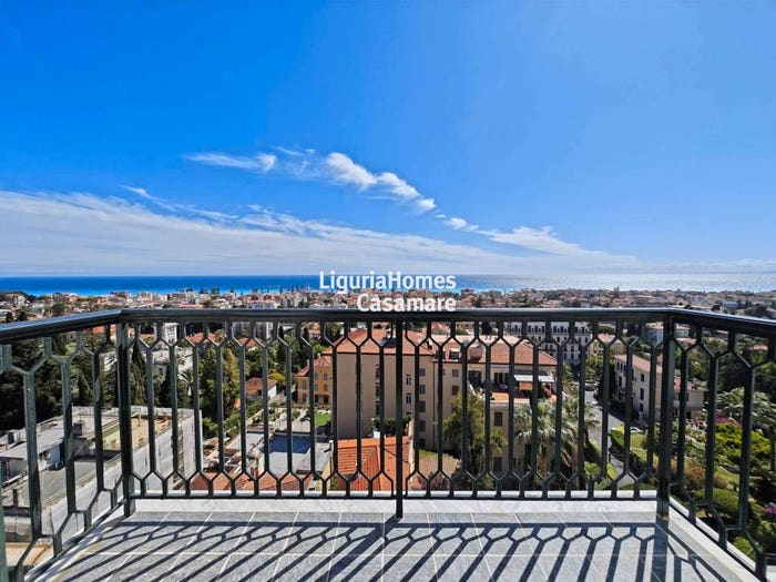 Appartamento bilocale in vendita in Via Romana, Bordighera