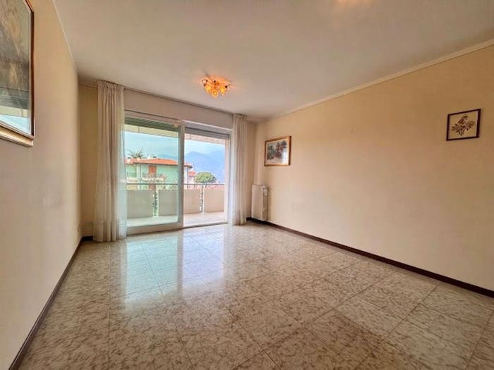 Appartamento trilocale in vendita in Via Carlo Bonardi, Centro, Iseo