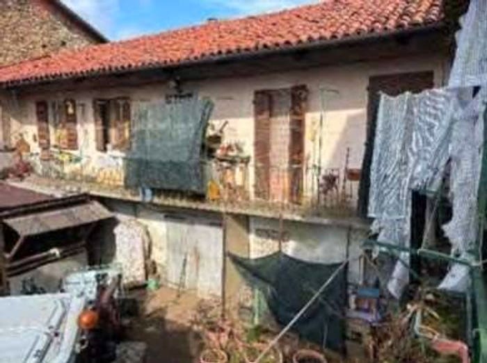 Casa con 6 locali in vendita in Via Castello di Miradolo, Centro, San Secondo di Pinerolo
