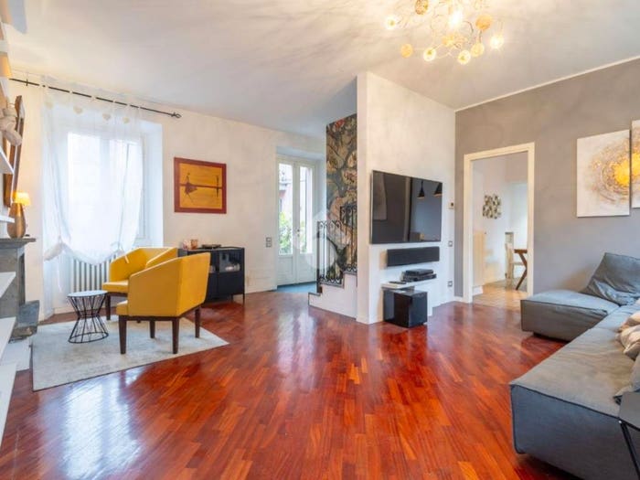 Appartamento con 6 locali in vendita in Via Correggio, Amati Stadio, Monza