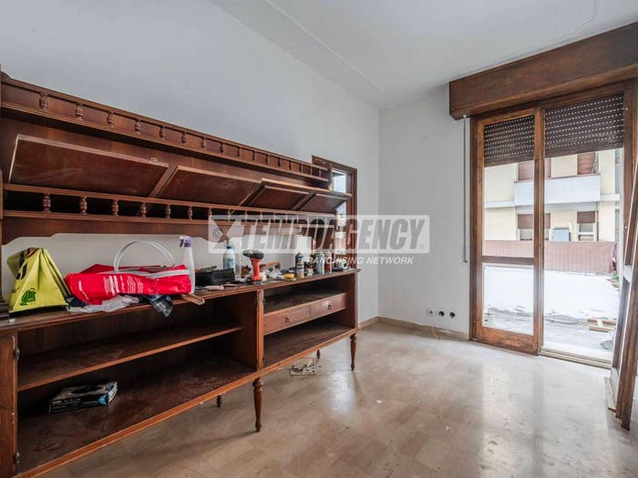 Appartamento trilocale in vendita in Via Giardini, Centro, Pavullo nel Frignano