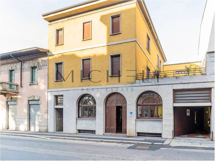 Casa con 6 locali in vendita in Via Aspromonte, Centro, Lecco