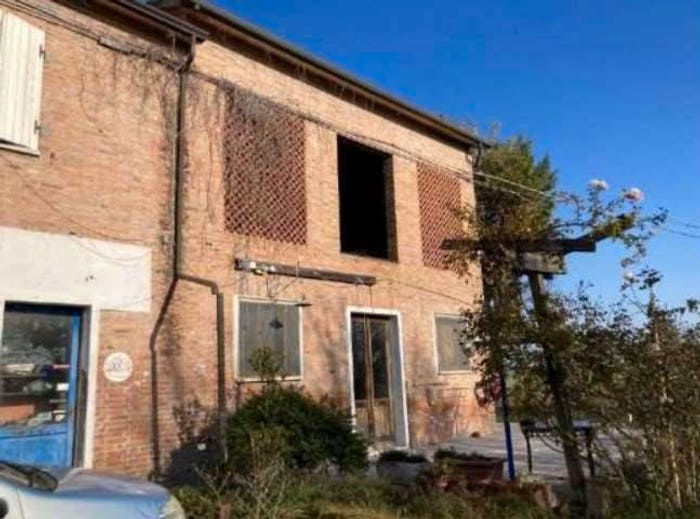 Casa con 6 locali in vendita in Via delle anime, Centro, Argenta