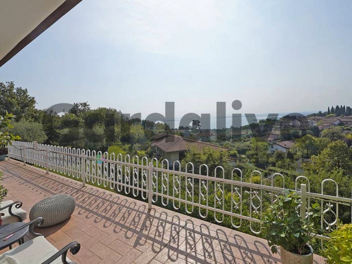 Casa quadrilocale in vendita in Via Dante Alighieri, Padenghe sul Garda