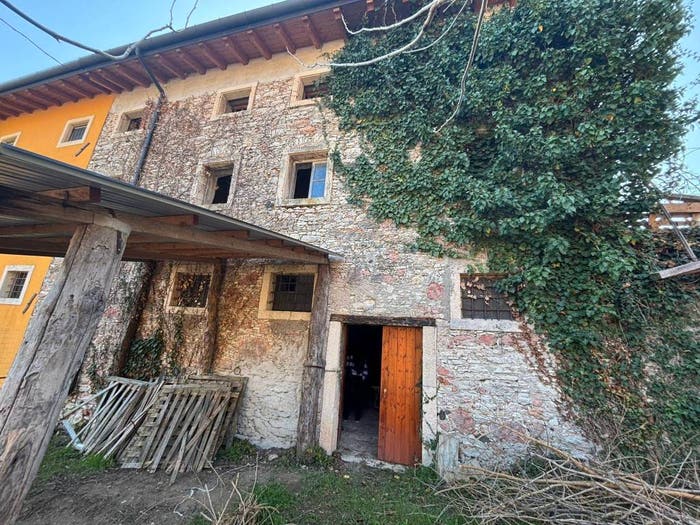 Casa quadrilocale in vendita in Via Roma, Centro, San Giovanni Ilarione