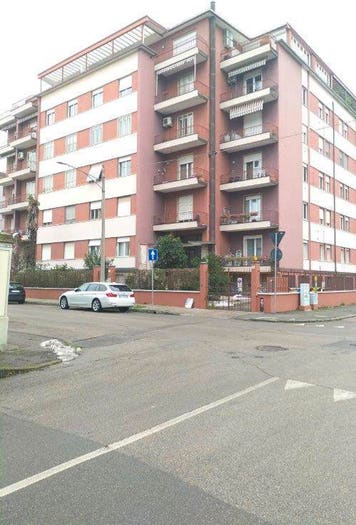 Appartamento quadrilocale in vendita in Via Orlando Zanchini, Parco della Resistenza, Forlì