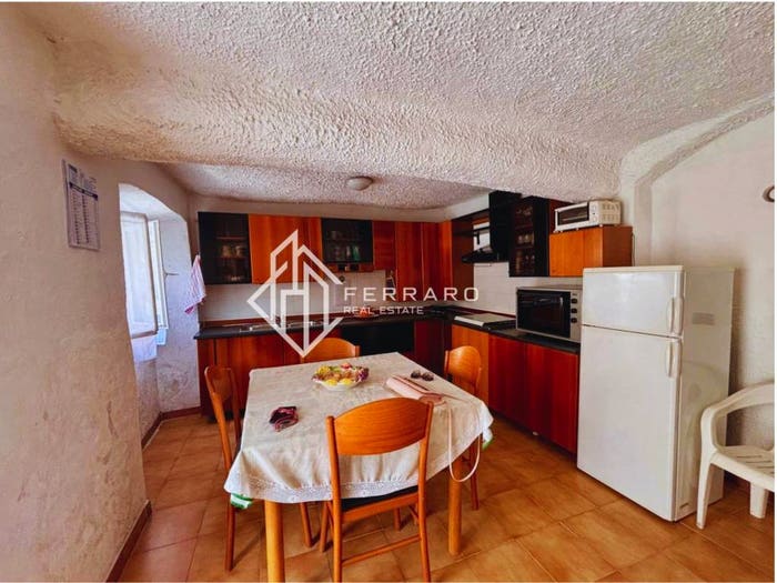 Appartamento con 5 locali in vendita in Via Don Ferraro, Valzemola, Roccavignale