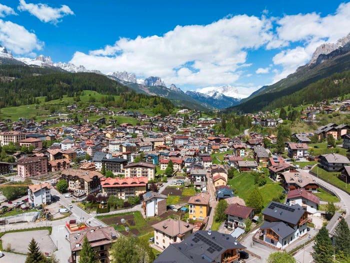 Appartamento trilocale in vendita in Strada de Col da Spinac, Centro, Moena