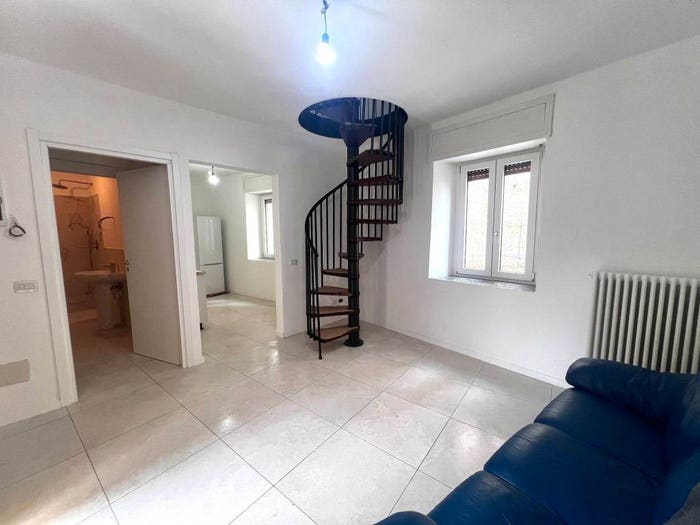 Appartamento trilocale in vendita in Via Ghidini, Centro, Ghisalba