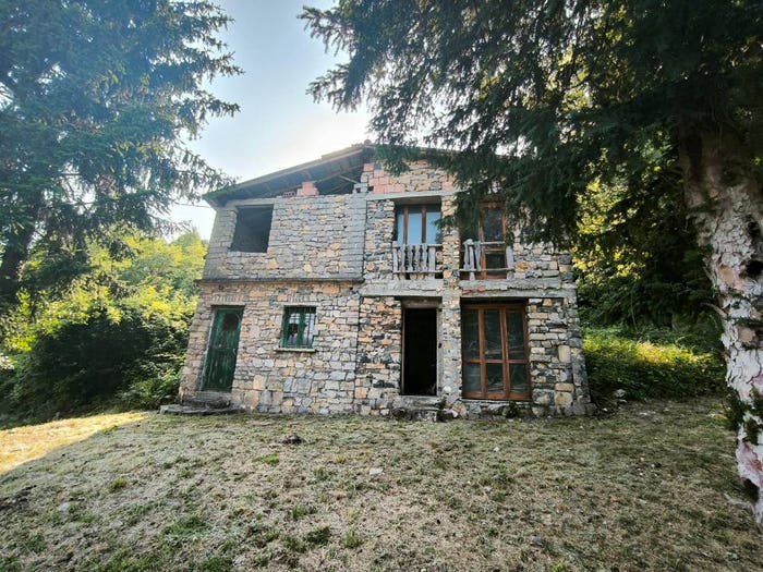 Casa quadrilocale in vendita in Bianzano