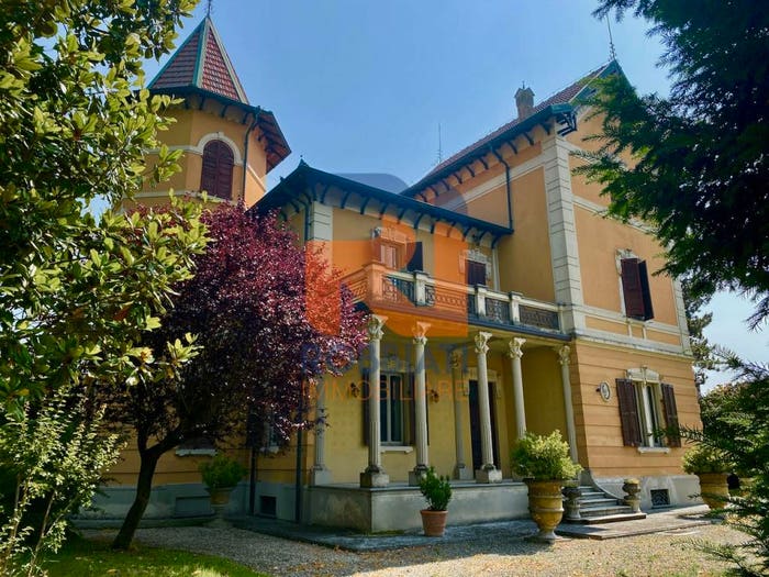 Casa con 6 locali in vendita in VIA GRAMSCI, Centro, Pinarolo Po