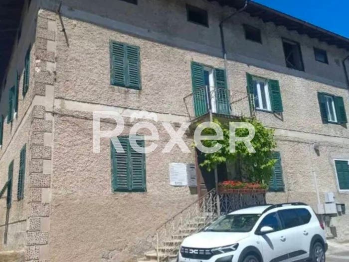 Casa con 6 locali in vendita in Via Stazione, Salorno sulla strada del vino
