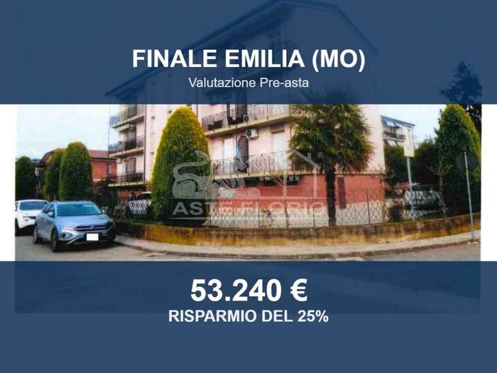 Appartamento con 5 locali in vendita in Via Grezieu La Varenne, Centro, Finale Emilia