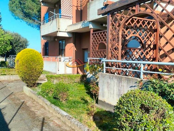 Appartamento con 6 locali in vendita in Chiusi Scalo, Chiusi