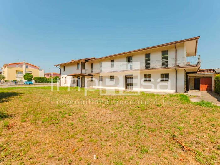 Casa trilocale in vendita in Vicolo venezia, Centro, Trevignano