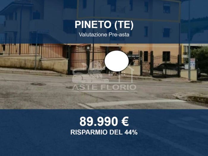 Appartamento con 5 locali in vendita in Via Scarlatti, Borgo Santa Maria Immacolata, Pineto