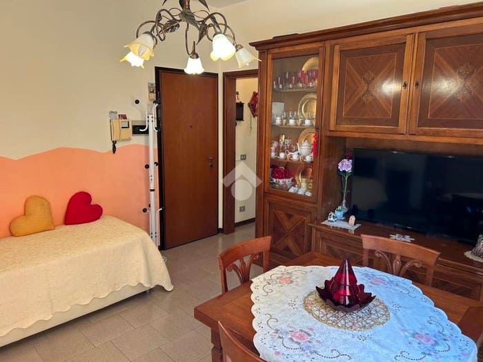 Appartamento bilocale in vendita in Strada Alessandria, San Leonardo, Parma
