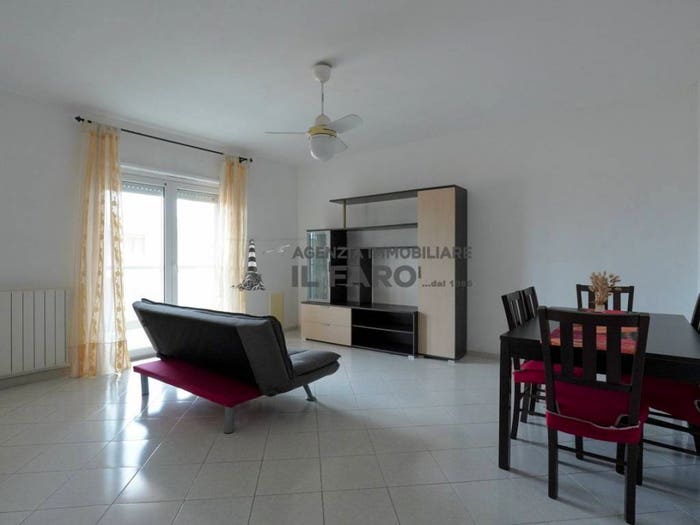 Appartamento trilocale in vendita in Via Filippo Turati, La Maddalena