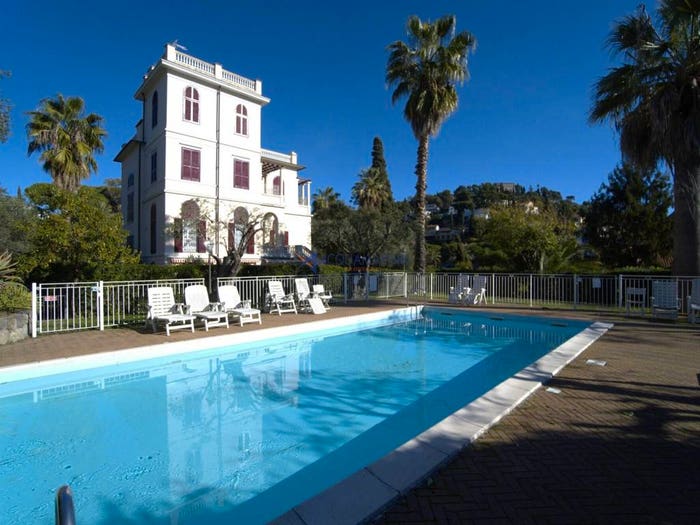Appartamento trilocale in vendita in via Cesare Augusto, Piani di Borghetto Ospedale, Bordighera