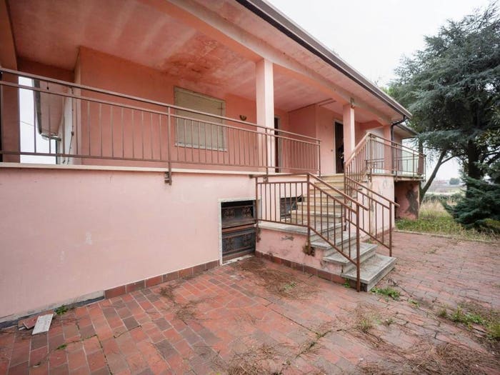 Casa con 6 locali in vendita in Via Tiro a Segno, Cologna Veneta