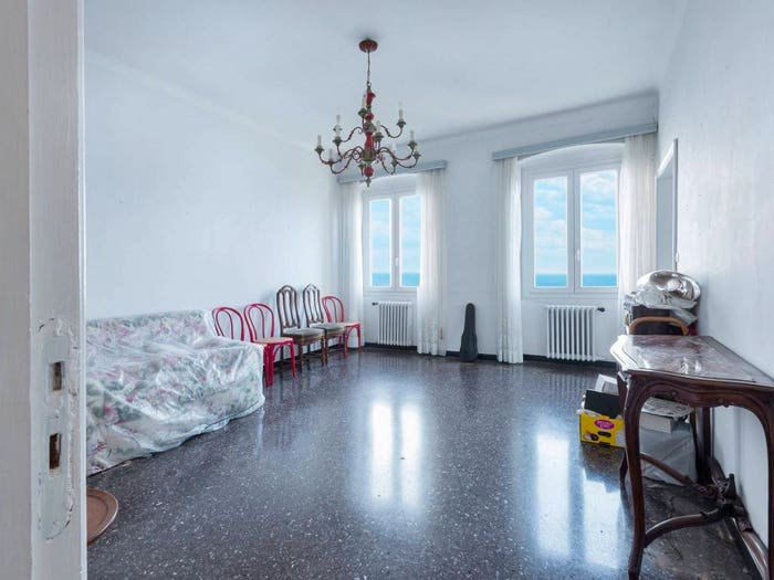 Appartamento con 6 locali in vendita in Via Sant'Ilario, Sant'Ilario, Genova