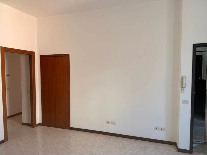 Appartamento trilocale in vendita in Via Luigi Canonica, Paolo Sarpi, Milano