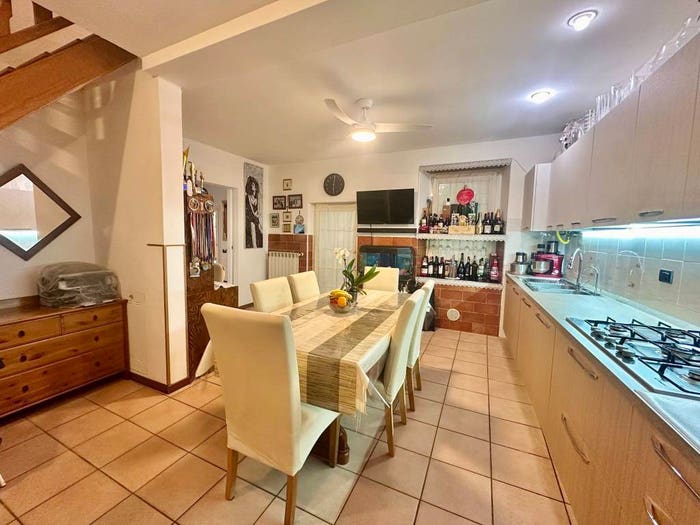 Casa quadrilocale in vendita in Via Roma, Azzano San Paolo