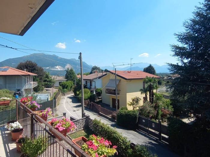 Appartamento quadrilocale in vendita in Via della Vigna, Centro, Rogeno