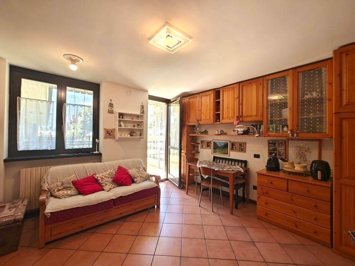 Appartamento bilocale in vendita in Via Monte Palino, Centro, Caspoggio