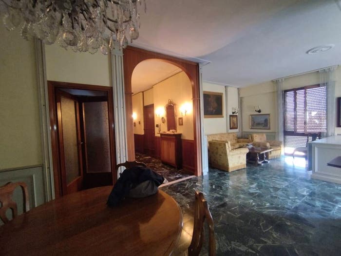 Appartamento con 6 locali in vendita in Via Santo Stefano, Porta a Lucca, Pisa