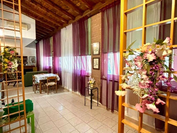Appartamento con 6 locali in vendita in Via Milano, Lido degli Estensi, Comacchio
