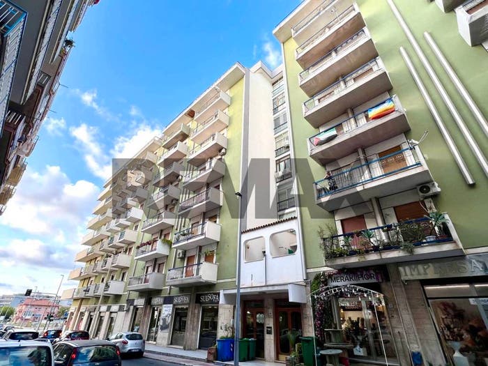 Appartamento con 6 locali in vendita in Via Città di Palermo, Centro, Bagheria