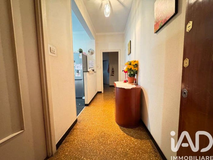 Appartamento con 5 locali in vendita in Via Antonio Burlando, Staglieno, Genova