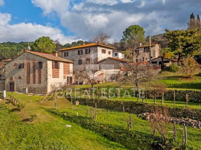 Casa con 6 locali in vendita in SP, Quartaia Pian dell'Olmino Mensanello, Colle di Val d'Elsa