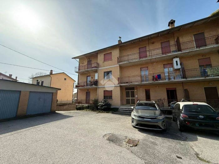 Appartamento trilocale in vendita in Via Umbria, Stazione Di Padule, Gubbio