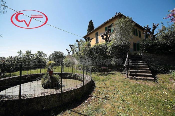 Casa con 6 locali in vendita in Strada Provinciale di Mercatale, Pestello Ginestra, Montevarchi