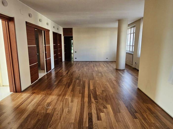 Appartamento con 5 locali in vendita in Via Giuseppe Verdi, Corso Dante, Asti