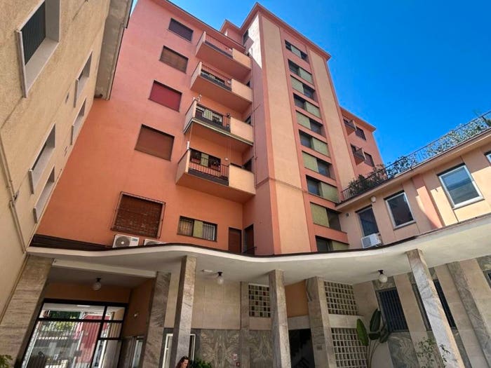 Appartamento con 5 locali in vendita in Via Pusterla, Crocifissa di Rosa, Brescia