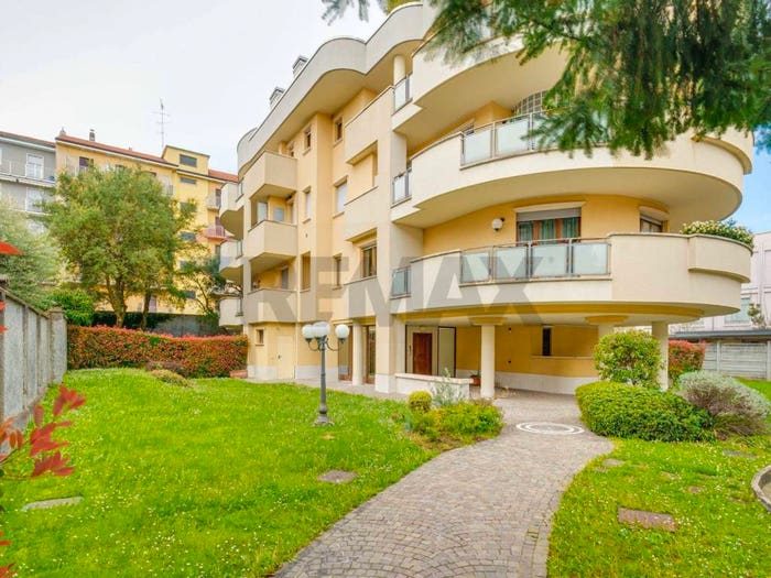 Casa con 6 locali in vendita in VIA MAURIZIO QUADRO, San Bernardino, Legnano