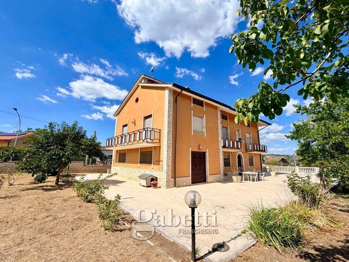 Casa con 6 locali in vendita in Contrada Foce, Selva Piana Tappino, Campobasso
