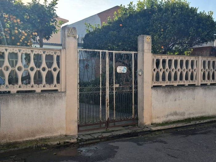 Casa quadrilocale in vendita in Via Barbagia, Centro, Assemini