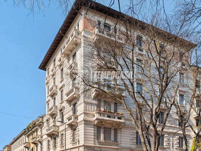 Appartamento con 5 locali in vendita in Via Cadore, Cadore, Milano